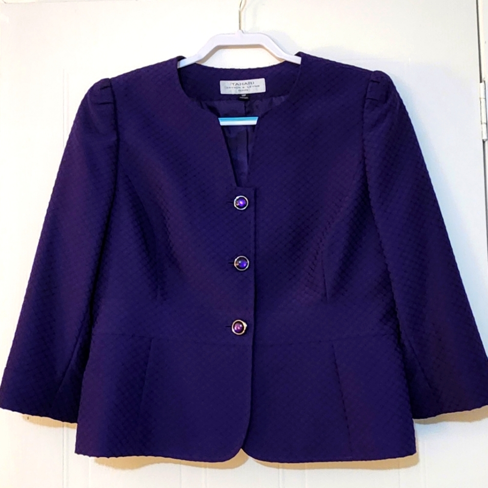 Tahari ASL Petite Two piece suit